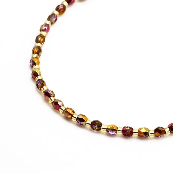 juni juni Kristall Perlenarmband "Golden Hour" mit verstellbarer Verschluss-Schiebeperle aus recyceltem Gold – Produktbild 2 von 4
