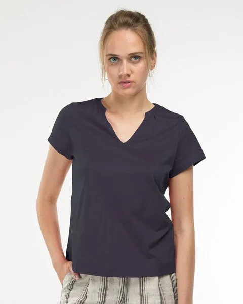 Alma & Lovis Alma & Lovis Kurzarmshirt im Blusen-Style aus Bio-Baumwolle | Short Blouse, Captain blue (navy), – Produktbild 1 von 1