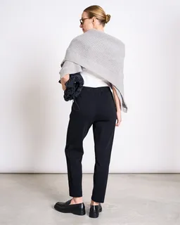 JAN N JUNE JAN 'N JUNE Damen vegan Hose Kama Schwarz – Produktbild 1 von 1