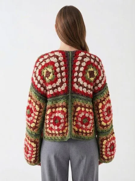 KnitToChange KnitToChange Gehäkelte Granny-Square-Strickjacke in warmen Herbsttönen – Produktbild 3 von 4
