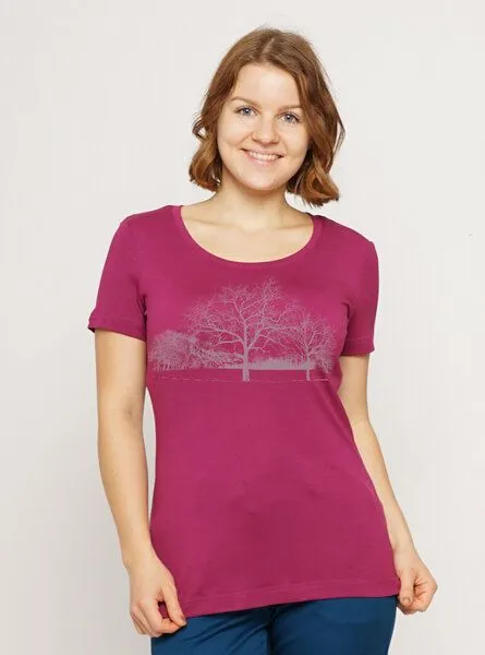 Peaces.bio - handbedruckte Biomode Peaces.bio - handbedruckte Biomode Lieber Wieder Shirt Landscape Damen, Beere, – Produktbild 1 von 1
