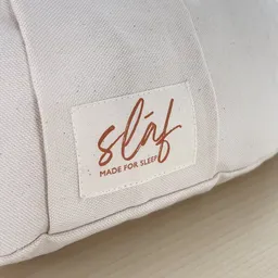 Slāf Slāf Dinkel Meditationskissen Mond mit Dinkelspelzen GOTS – Produktbild 1 von 1