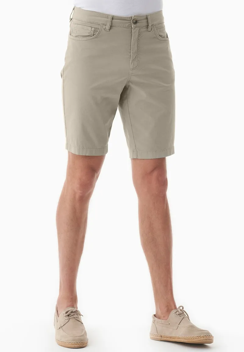 ORGANICATION ORGANICATION Herren vegan Shorts Regular-Fit Federbeige, Beige, – Produktbild 1 von 1