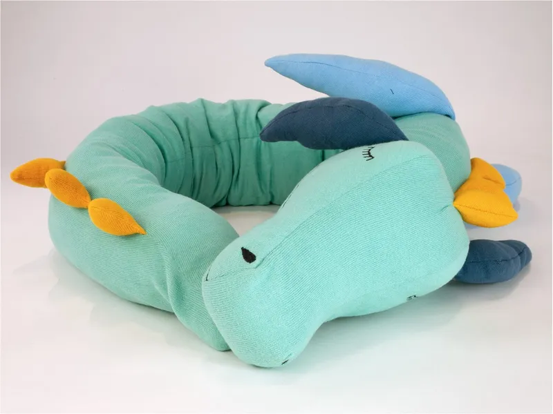 HANS NATUR HANS NATUR Bettschlange und Kuscheltier Drache extra lang Maße 20 x 170 cm, Blau, grün, – Produktbild 2 von 2