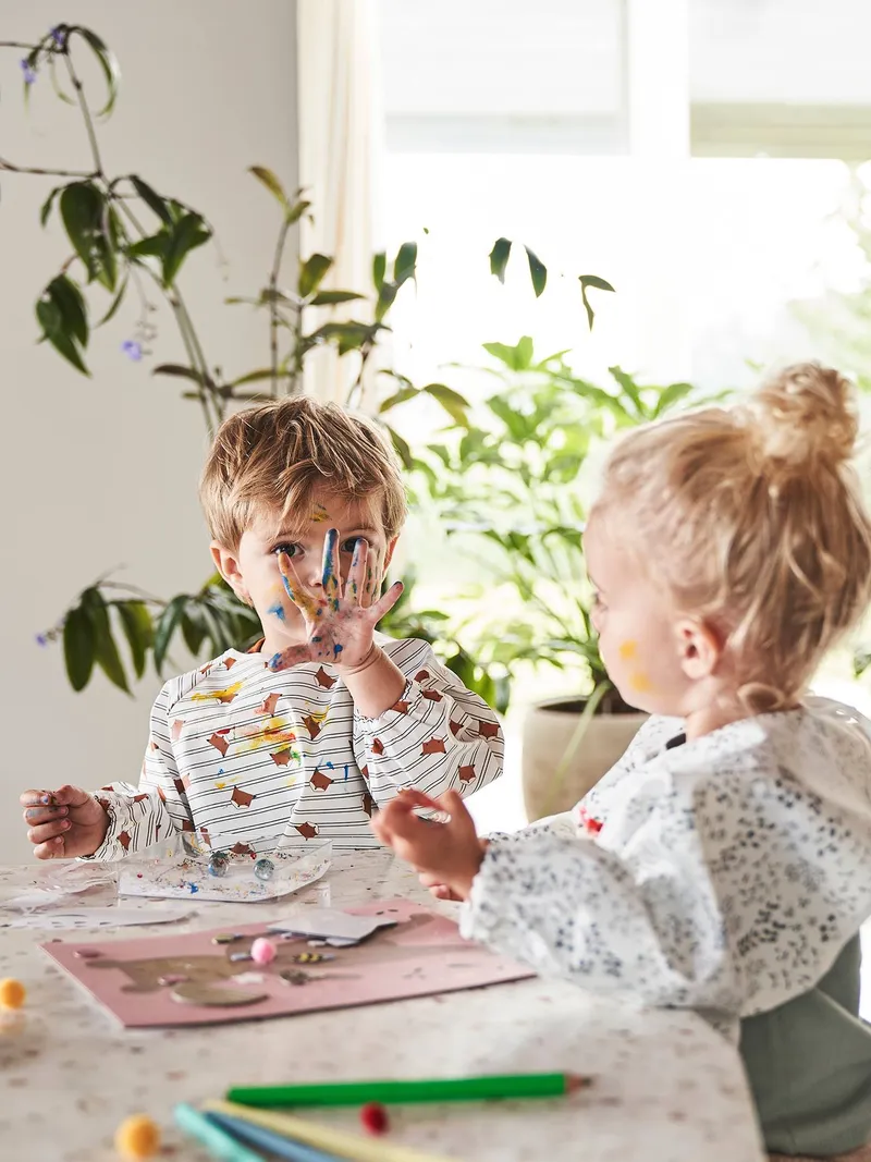 Vertbaudet Bedrucktes Baby Ärmellätzchen mit Auffangtasche, Mehrfarbig fuchs, – Produktbild 2 von 4