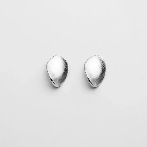 fejn jewelry fejn jewelry Ohrstecker 'satin oval', Silber, – Produktbild 1 von 3