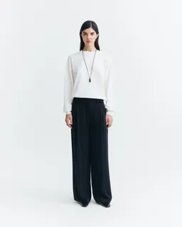 thinking mu Thinking MU Damen vegan Hose Molly Weit Geschnitten Plissiert Schwarz – Produktbild 1 von 1