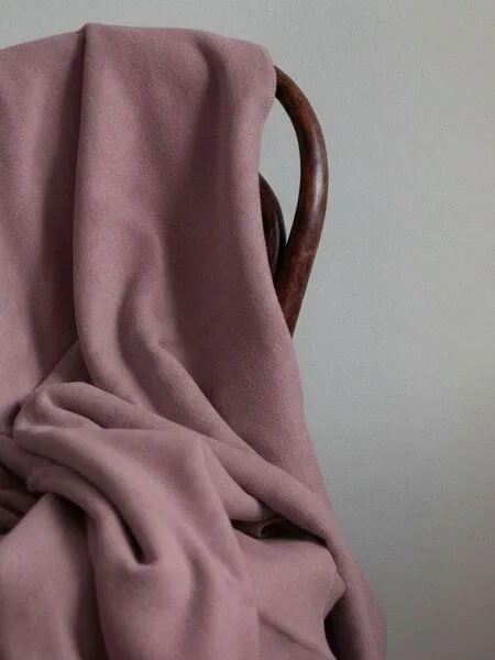 Ecostories Ecostories Baumwoll-Fleece Wohndecken 150 x 200 cm, Mauve, – Produktbild 1 von 2