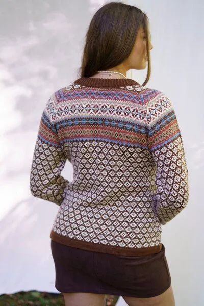 Haus of Namaste Haus of Namaste Fair Isle Cardigan aus 100% Lammwolle | Handgefertigter Wollcardigan | Fairer und nachhaltiger Himalaya-Pullover in Braun und Creme – Produktbild 3 von 4