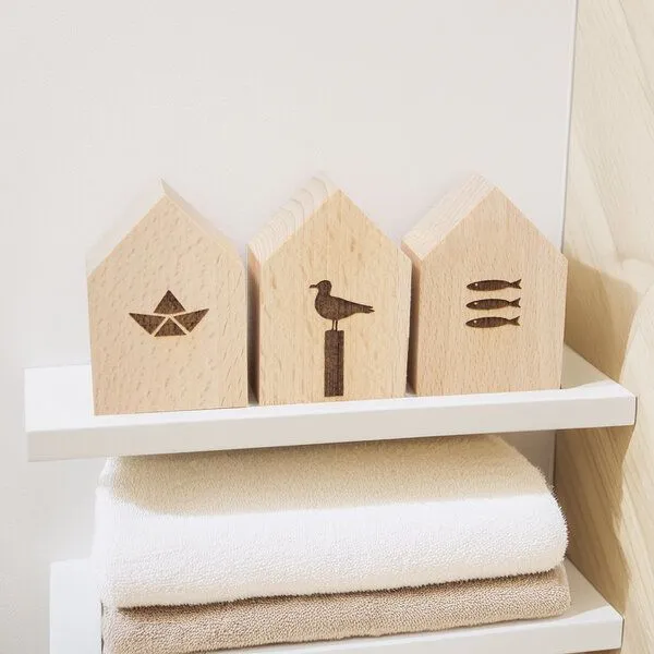 Bow & Hummingbird Bow & Hummingbird 3er Set Deko-Holzhäuschen Schiffchen-Möwe-Fische – Produktbild 3 von 3