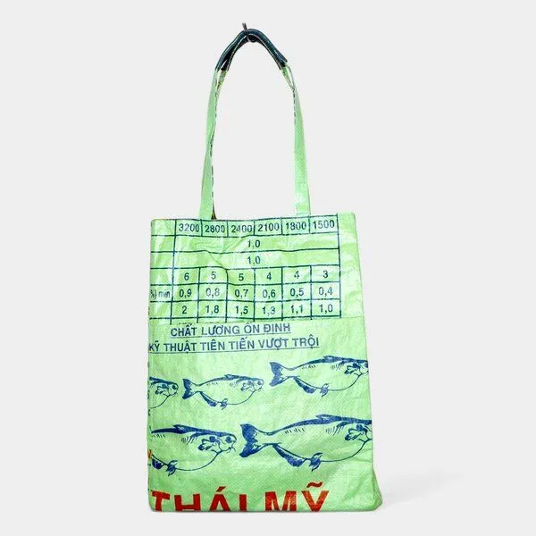 REFISHED fair fashion REFISHED fair fashion Tasche BUSINESS BAG upcycelte Fischfuttersäcke, #fish hellgruen, – Produktbild 1 von 4