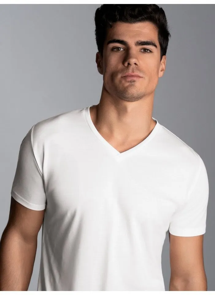 Trigema T-Shirt TRIGEMA V-Shirt aus 100% Lyocell (1-tlg), Weiß, – Produktbild 1 von 4