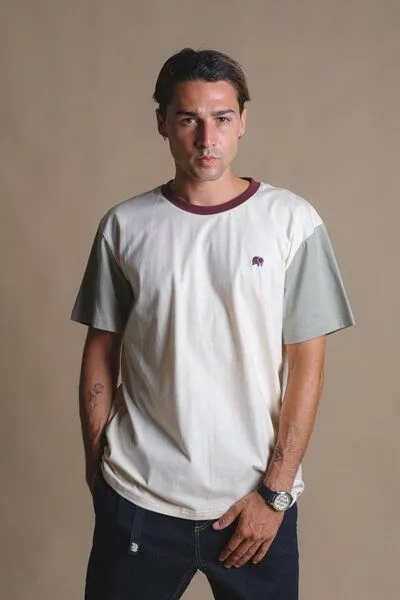 Trendsplant Trendsplant Color Block T-Shirt Pale Glow/Iron Veil, Beige, – Produktbild 1 von 4