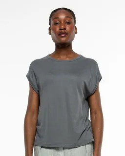 Alma & Lovis Alma & Lovis Stylisches Kurzarmshirt aus fließendem EcoVero | Pique T-Shirt – Produktbild 1 von 1