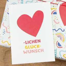 Bow & Hummingbird Bow & Hummingbird Postkarte "Herzlichen Glückwunsch" aus Recyclingpapier – Produktbild 1 von 1