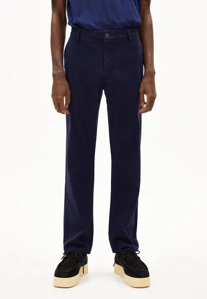 ARMEDANGELS ARMEDANGELS AASTER Herren Chino Hose aus Bio-Baumwoll Mix, Night sky, – Produktbild 1 von 3
