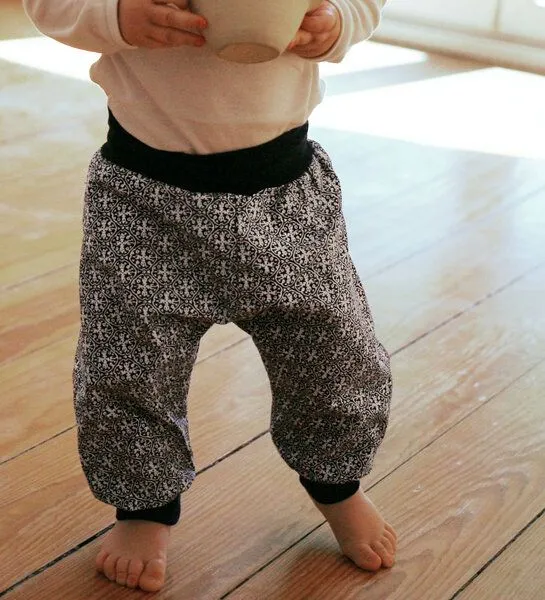 Lena Schokolade Lena Schokolade Babyhose ethno gemustert, Blue, – Produktbild 2 von 4