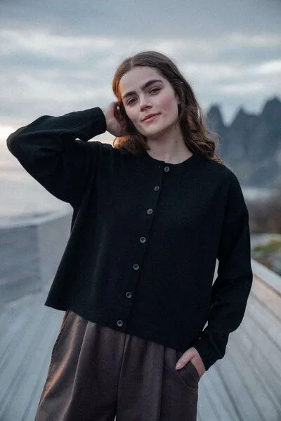 Kopyto Kopyto SAJMIRI RWS – leichter Damen-Cardigan aus Merinowolle, Schwarz, – Produktbild 2 von 4