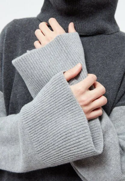 Givn Berlin Givn Berlin Rollkragenpullover GBLEA aus recycelter Wolle, Mid grey / iron grey / anthracite, – Produktbild 4 von 4