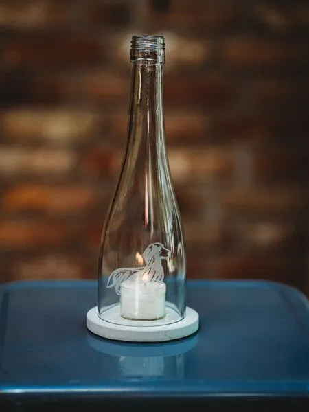 MaBe MaBe Dackel Liebe - Upcycling WeinWindlicht für Hundefans, Transparent, – Produktbild 2 von 3