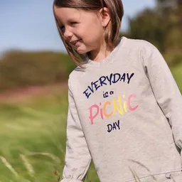 Marraine Kids Marraine Kids Sweater aus Bio Baumwolle "Daydream" – Produktbild 1 von 1