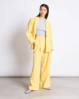 JAN N JUNE JAN 'N JUNE Damen vegan Hose Pleated Wide Niva Buttercup – Produktbild 1 von 1