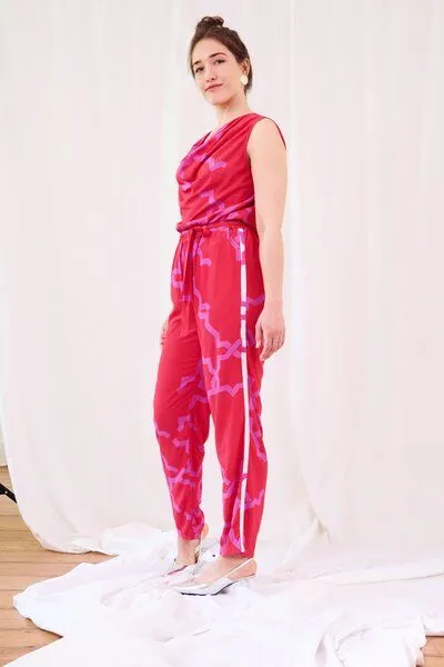 Sophia Schneider-Esleben Sophia Schneider-Esleben PJ Pants - aus Bio Baumwolle, Lila-rot, – Produktbild 2 von 4