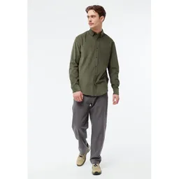 Givn Givn Herren vegan Hemd Fabio Dark Khaki – Produktbild 1 von 1
