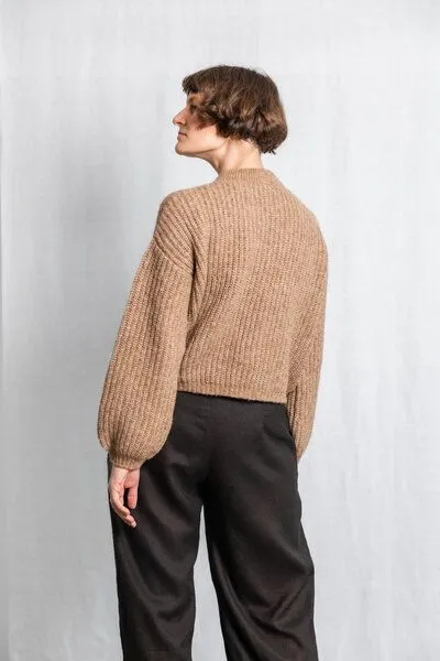 Jyoti - Fair Works Jyoti - Fair Works Baby-Alpaka Strickcardigan Betana, Kamel, – Produktbild 3 von 4