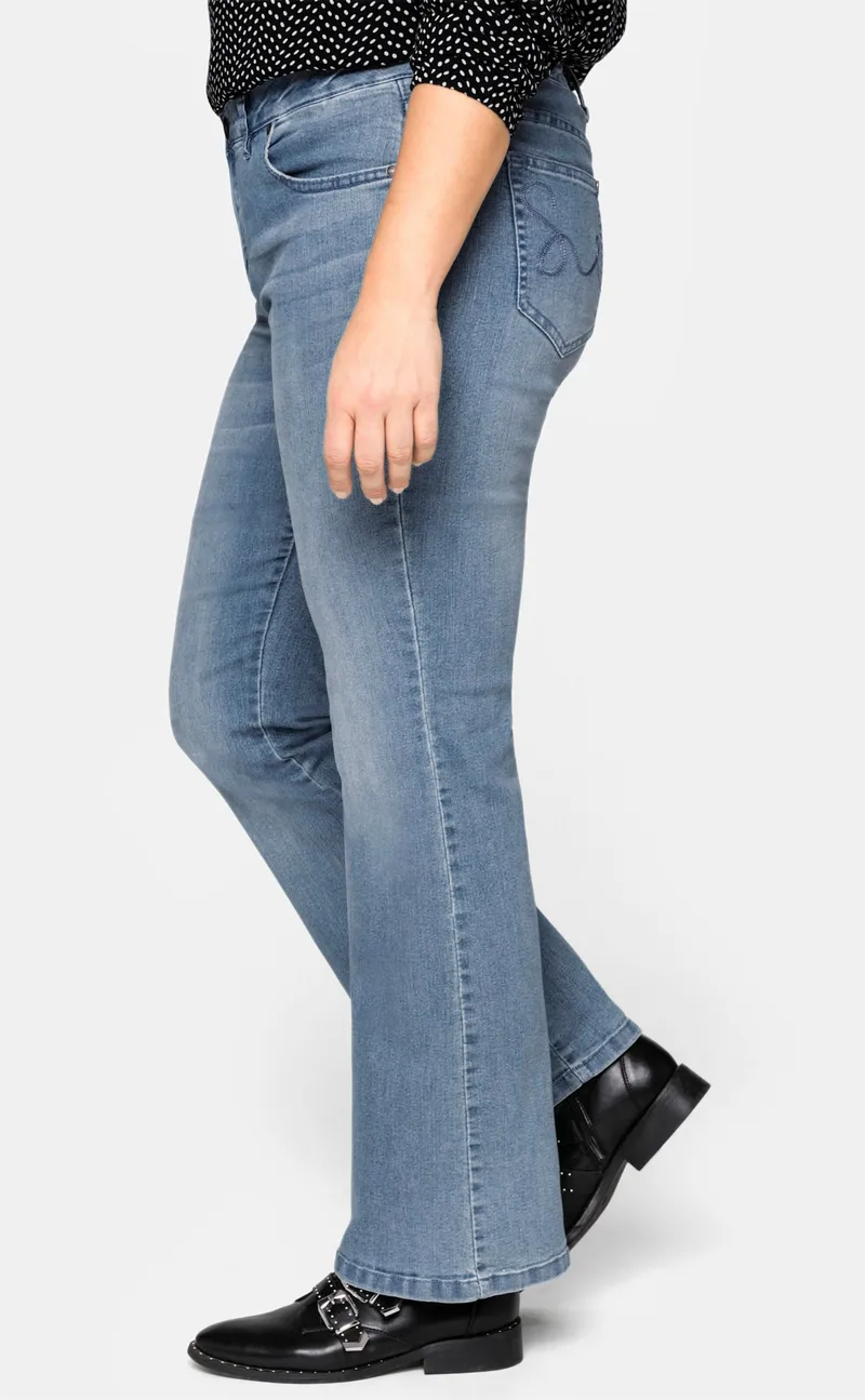 sheego Bootcut-Jeans light blue-denim, Light blue-denim, – Produktbild 2 von 2