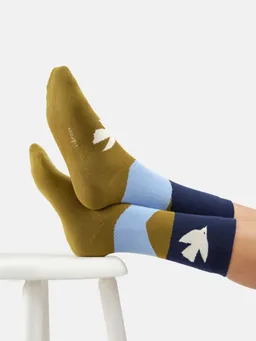 Thought Thought Socken Modell: Soaring Birds – Produktbild 1 von 1