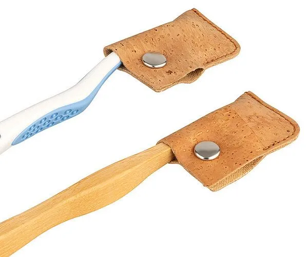 Kork-Deko Kork-Deko Schutzhülle für Zahnbürste aus Korkstoff mit Druckknopf als Verschluss – Produktbild 4 von 5