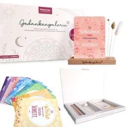 Ideenverlag Hamburg Ideenverlag Hamburg Gedankengalerie® Achtsamkeits-Set mit Holzaufsteller, Affirmationskarten & Trockenblumen | Nachhaltiges Geschenk für Frauen & Herzensmenschen /hergestellt in Deutschland – Produktbild 1 von 1