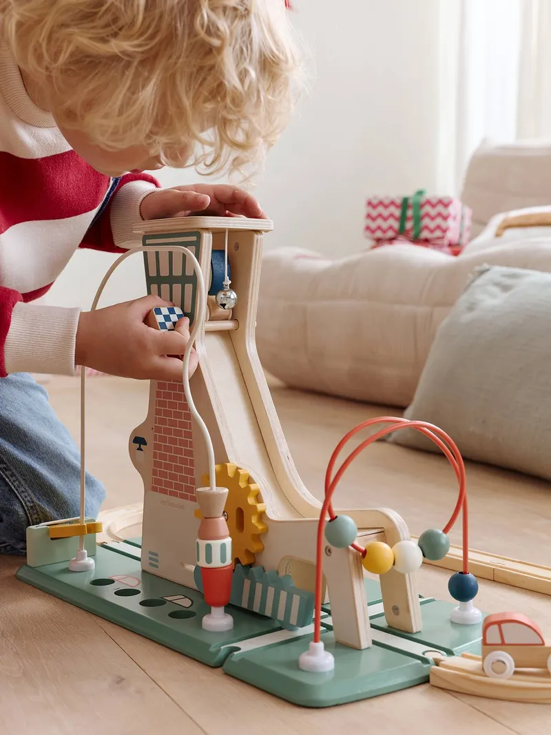 Vertbaudet Activity-Turm mit Rampe für Kinder, Braun, – Produktbild 2 von 4