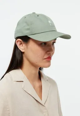 Givn Berlin Givn Berlin Dad Cap GBTIM (PALM TREE) aus Bio-Baumwolle mit Stickerei - Eucalyptus Green – Produktbild 1 von 1