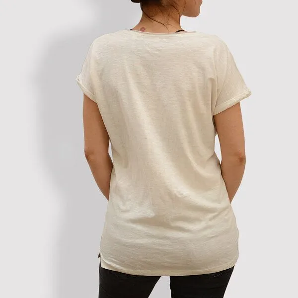 little kiwi little kiwi Damen T-Shirt, "Kleiner Snack", Weiss - vintage white, – Produktbild 3 von 3