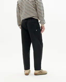 thinking mu Thinking MU Herren vegan Hose Max Schwarz – Produktbild 1 von 1