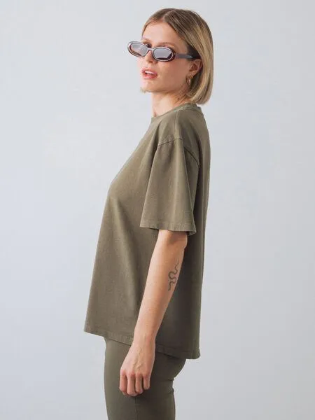 Honest Basics Honest Basics OG Shirt aus Bio- und recycelter Baumwolle, Khaki, – Produktbild 4 von 4
