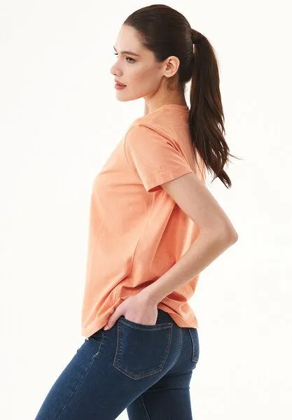 ORGANICATION ORGANICATION Damen Basic T-Shirt aus Bio-Baumwolle, Shell coral, – Produktbild 3 von 4