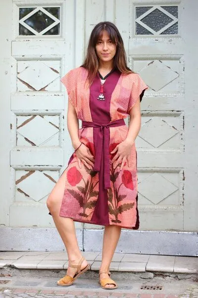 ManduTrap ManduTrap Aira Kimono Midi Kleid Damen – Handblockprint Rajasthan & Berry Tencel | Zero Waste, Rose, – Produktbild 1 von 3