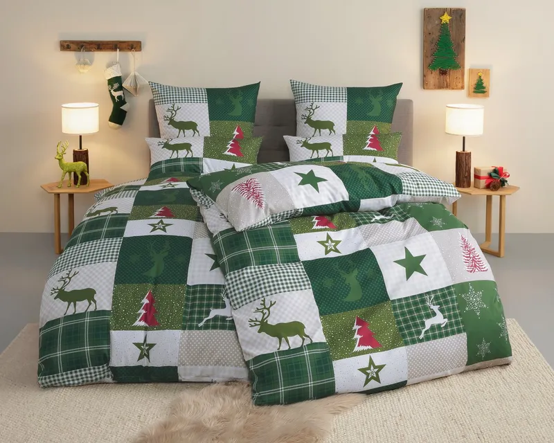 OTTO home Bettwäsche Nicholas, Microfaser, 2 teilig, Weihnachtsbettwäsche, Winter, in 3 Qualitäten verfügbar, Grün, – Produktbild 1 von 5