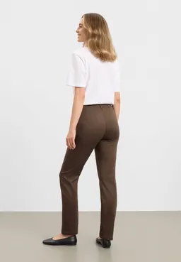 LAURIE LAURIE Damen vegan Hose Taylor Regular Ml Braun Mit Blumenmuster – Produktbild 1 von 1