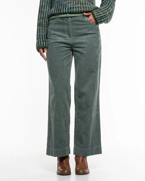 Alma & Lovis Alma & Lovis Softe Breitcord-Culotte aus Organic Cotton | Cablecord Culotte, Balsam (grün), – Produktbild 1 von 3