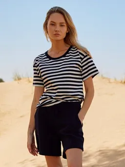 WOTE WOTE Gestreiftes Damen T-Shirt - Bio-Baumwolle & Elasthan (Relaxed Fit) – Produktbild 1 von 1