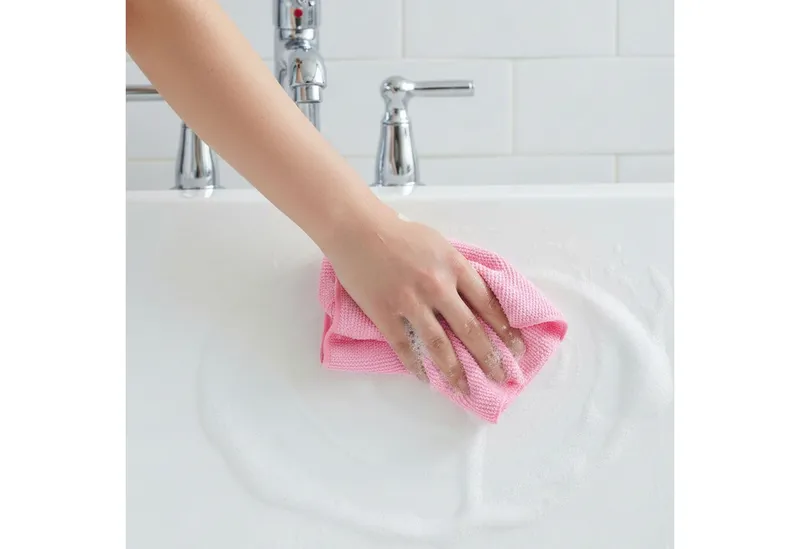 Micro by Jungengel Premium Reinigungstücher Geschirrtücher Allzwecktücher Mikrofasertuch Mikrofasertuch (20% Polyamide&80% Polyester, 42x68 cm, 5-tlg., Vegan-Label, Extrem saugfähig, Streifen- & fusselfreies Reinigen), Bunt, – Produktbild 5 von 5
