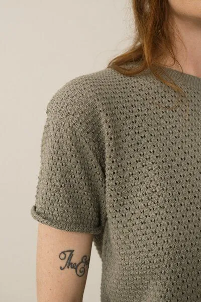 TIRALAHILACHA TIRALAHILACHA Hadara Short Sleeve Knitted Top, Grau, – Produktbild 3 von 4