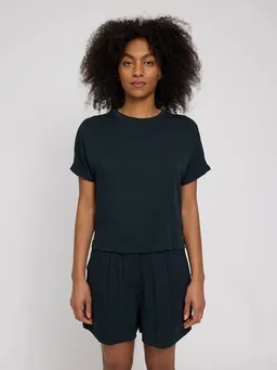 Mazine Mazine Crew Neck Viscose T-Shirt - aus Ecovero – Produktbild 1 von 1