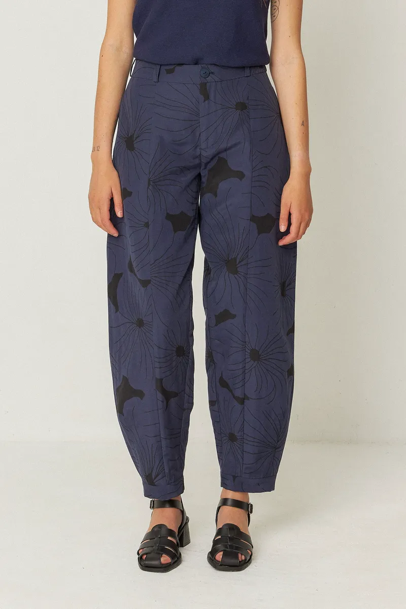 SKFK SKFK Damen vegan Hose Jordana Blau, Extra dunkelblau, – Produktbild 2 von 2