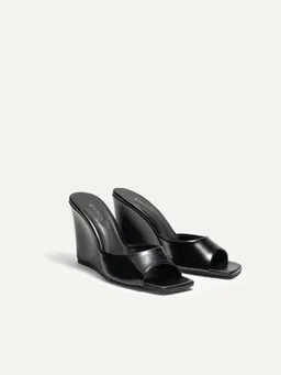 BIKKOU BIKKOU Damen vegan Mules 1am Too Pretty To Leave Schwarz – Produktbild 1 von 1