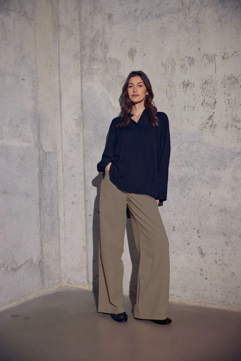 LAURIE LAURIE Damen vegan Hose Corduroy Carol Loose Sika Hellbraun, Hellbraun, – Produktbild 1 von 2